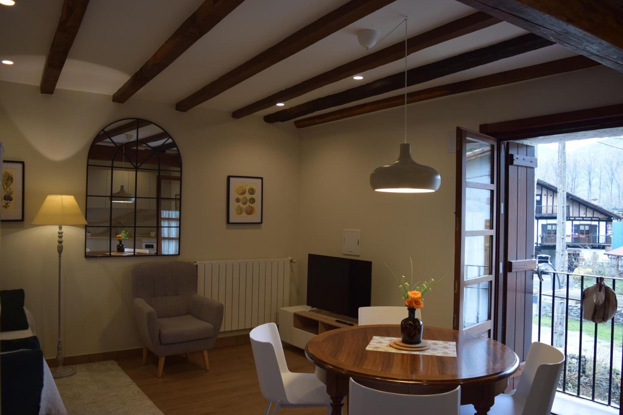 Peritxenea Landa Apartamentuak Лесака Экстерьер фото
